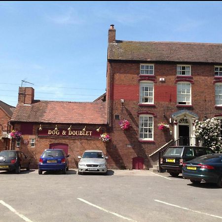 The Dog & Doublet Inn Kingsbury Esterno foto